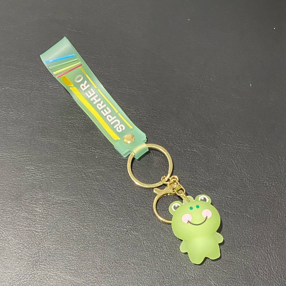 Feel Cute | Green Superhero Frog Key Holder Keychain Bag - Picture 2 of 7